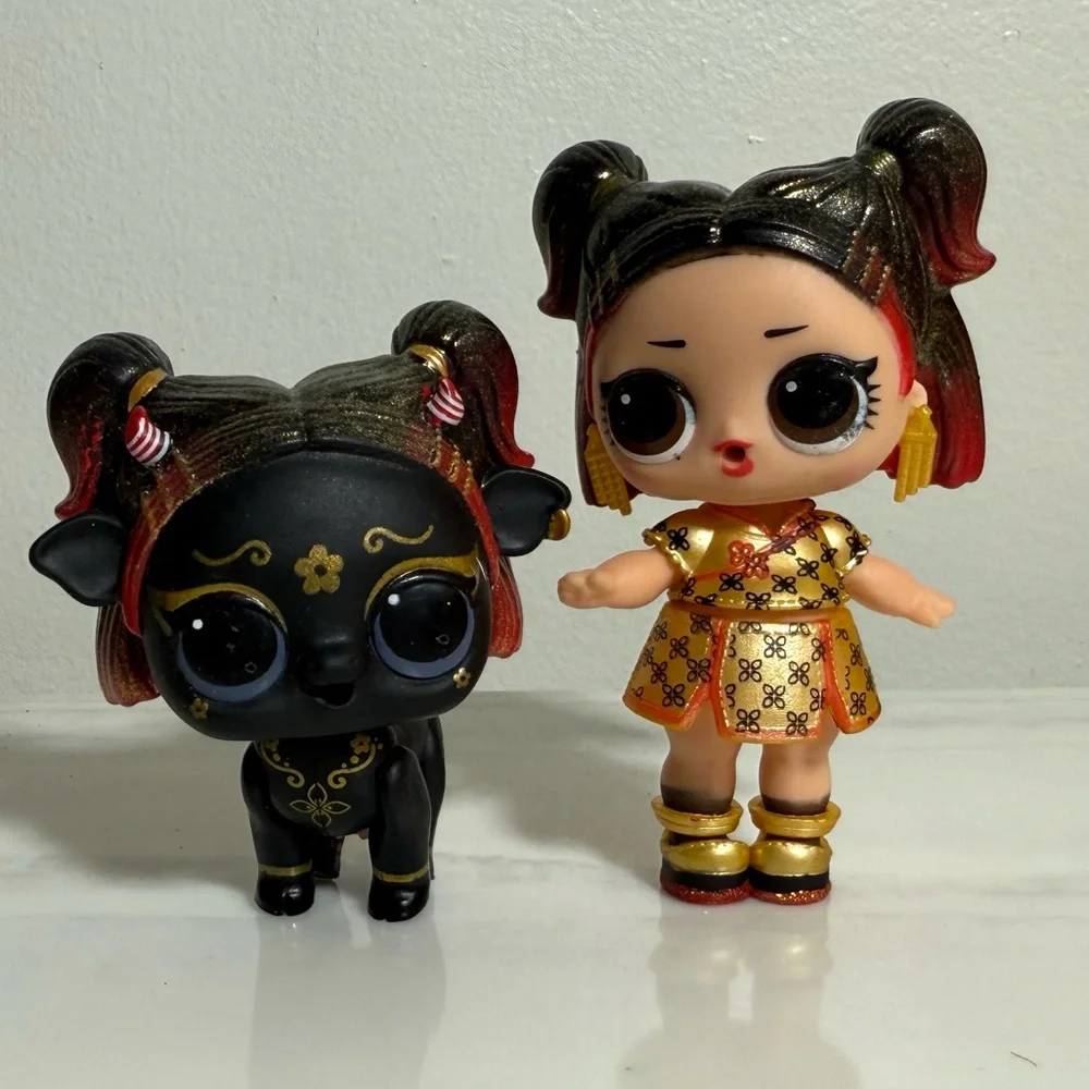 LOL‎ Surprise Doll GOLDEN BB Big Sis LUNAR NEW YEAR EXCLUSIVE Year Of The Ox Pet